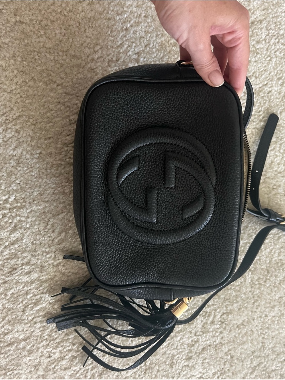 Gucci Black Pebbled Leather Crossbody with Gold Tassel - Picture 4 of 7